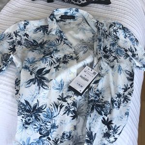 Zara Men’s Blue Hawaiian shirt